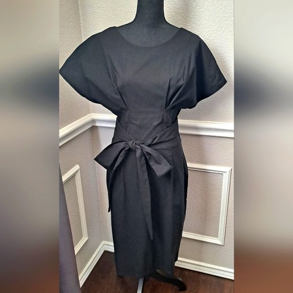 Gown Town Dresses & Skirts - Gown Town Pencil Dress || Size XL || Black